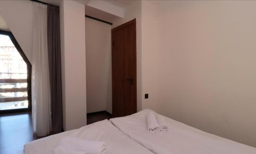 Apartment 2 In Marshall Project
