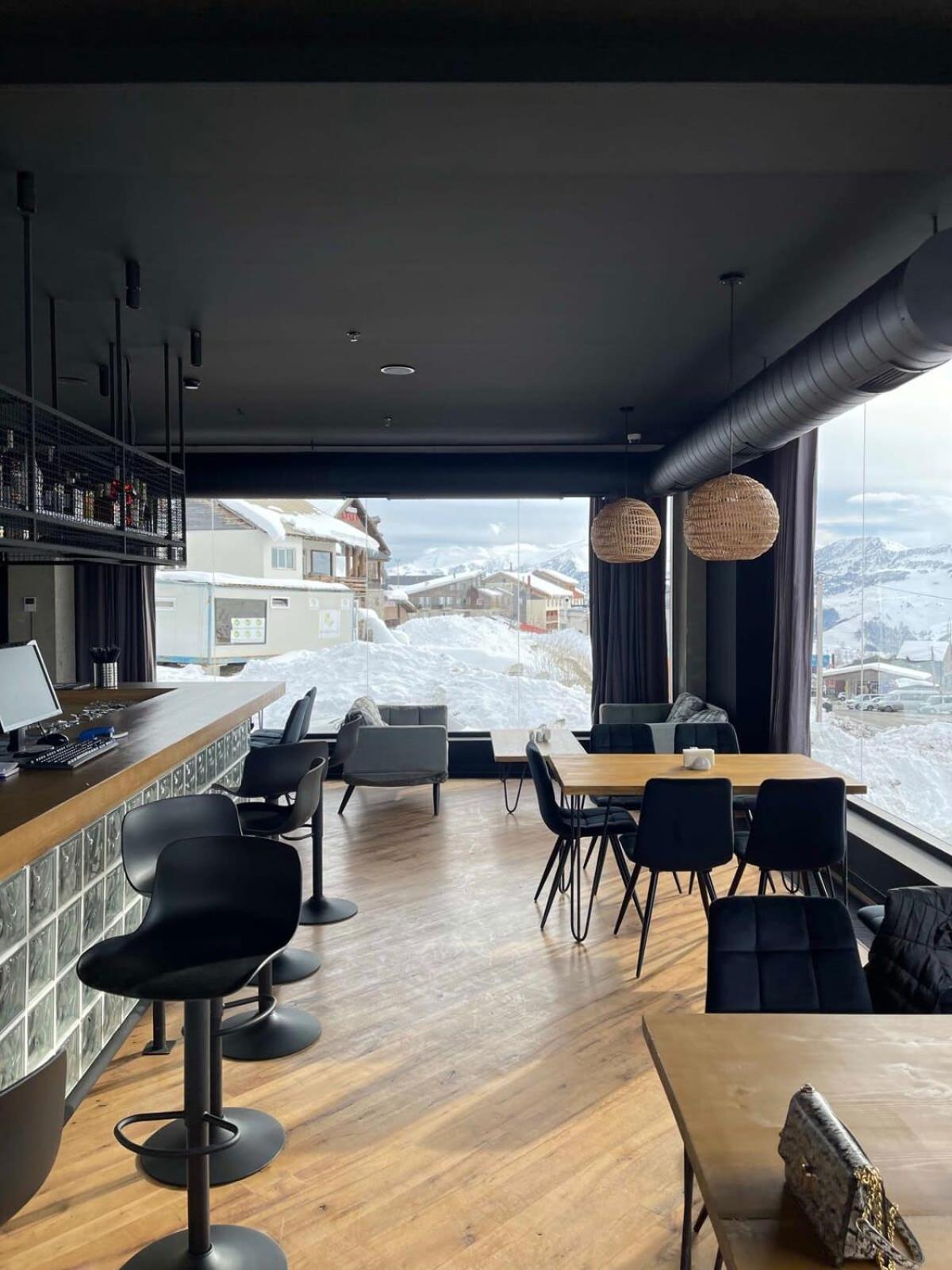 2 In Marshall Project Apartment *